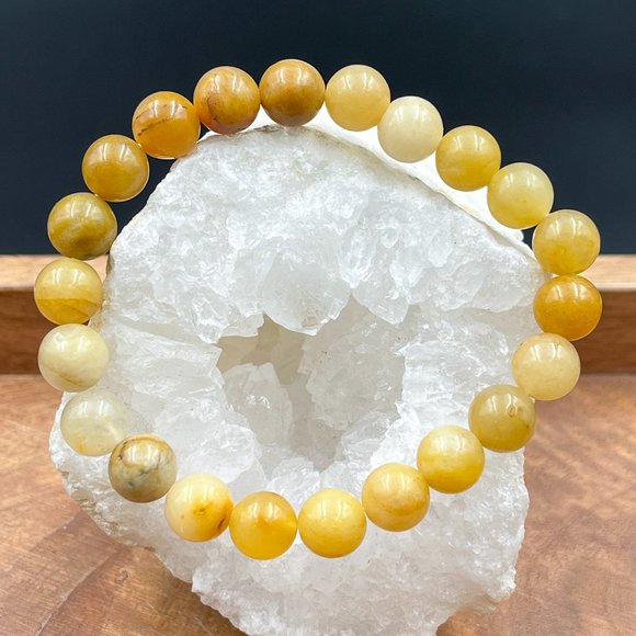 Yellow Carnelian 8mm Gemstone Bracelet Handmade - Picture 3 of 6